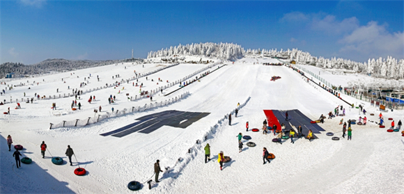3武隆仙女山室外滑雪场。武隆区融媒体中心供图