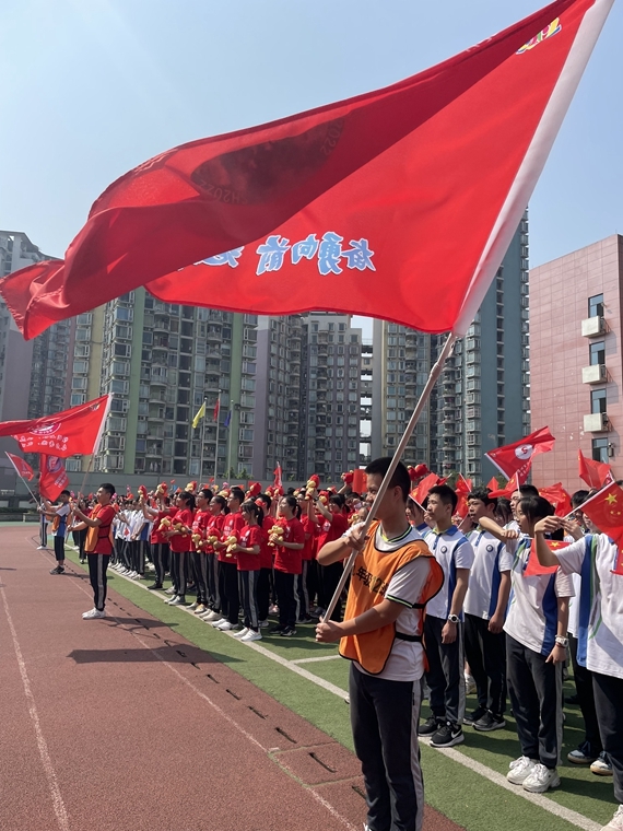 现场气氛热烈 珊瑚中学供图 华龙网发 现场气氛热烈 珊瑚中学供图 华龙网发