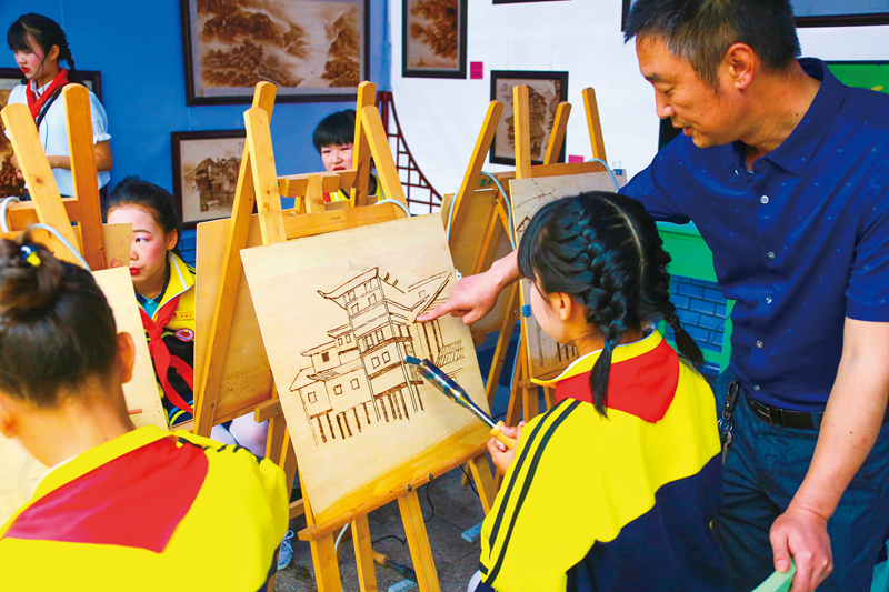 烙 画——刘洪兵 摄 (9)