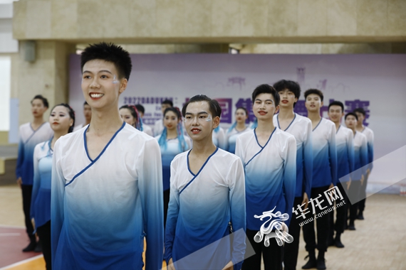 比赛现场 岳洪玉 摄 7、比赛现场 岳洪玉 摄