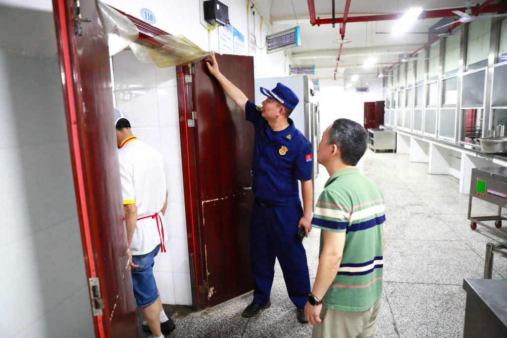 检查现场。永川区消防救援支队供图 华龙网发