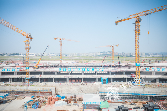 重庆江北机场T3B项目施工现场。华龙网-新重庆客户端记者 李裕锟 摄