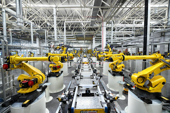 新能源汽车生产智能工厂。企业供图