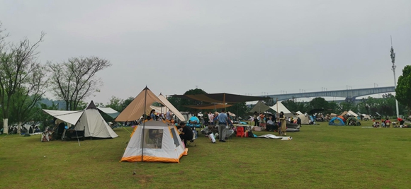 兩江新區大竹林金海灣濱江公園 餘炤供圖