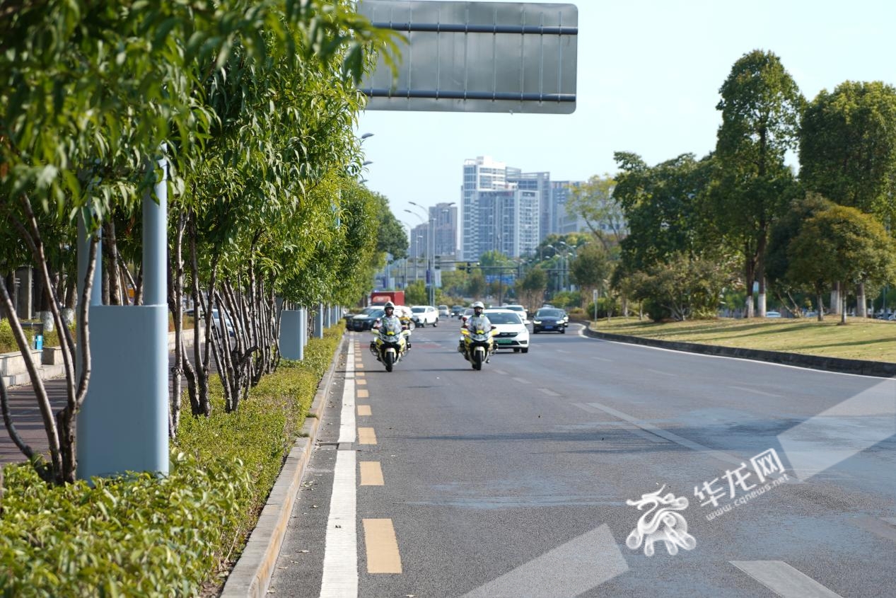 高新区第二届“我最喜爱的人民警察”系列报道㉚“高新骁骑”交巡警支队摩巡大队:守护“城市动脉” 铸造骁骑精神