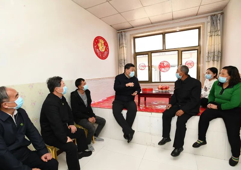 跟着总书记看中国‖小黄花 大产业4