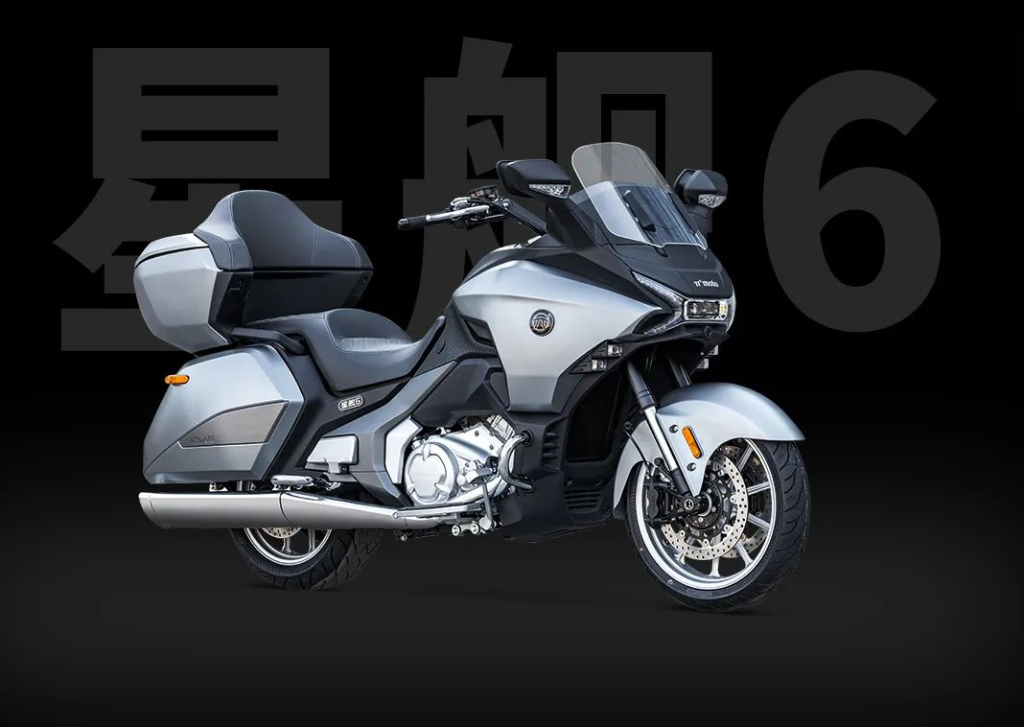星舰6、泰坦、EZ三款在研究车型亮相。 力帆科技供图 华龙网发