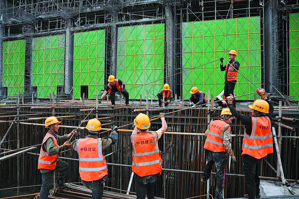 5600余工人撸起袖子干，地铁主体结构力争年内封顶  重庆东站建设按下“快进键”2