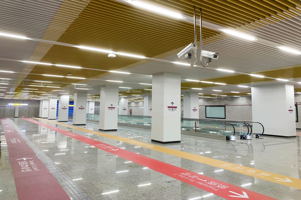 换乘通道。重庆交通开投集团供图