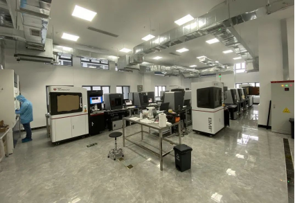 摩方精密实验室内景。两江协同创新区供图