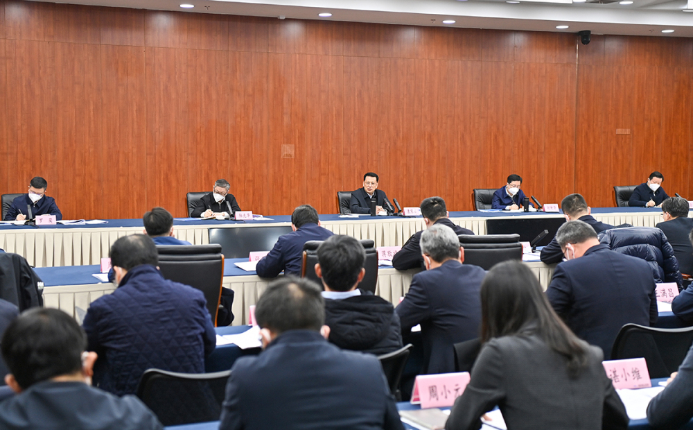 袁家军胡衡华专题调研科技创新工作并召开座谈会 以更大决心更大力气推动科技创新 为重庆高质量发展提供强大支撑4