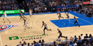 状元文班亚马NBA季前赛首秀轻取20分,但还有榜眼霍姆格伦来抢戏……4