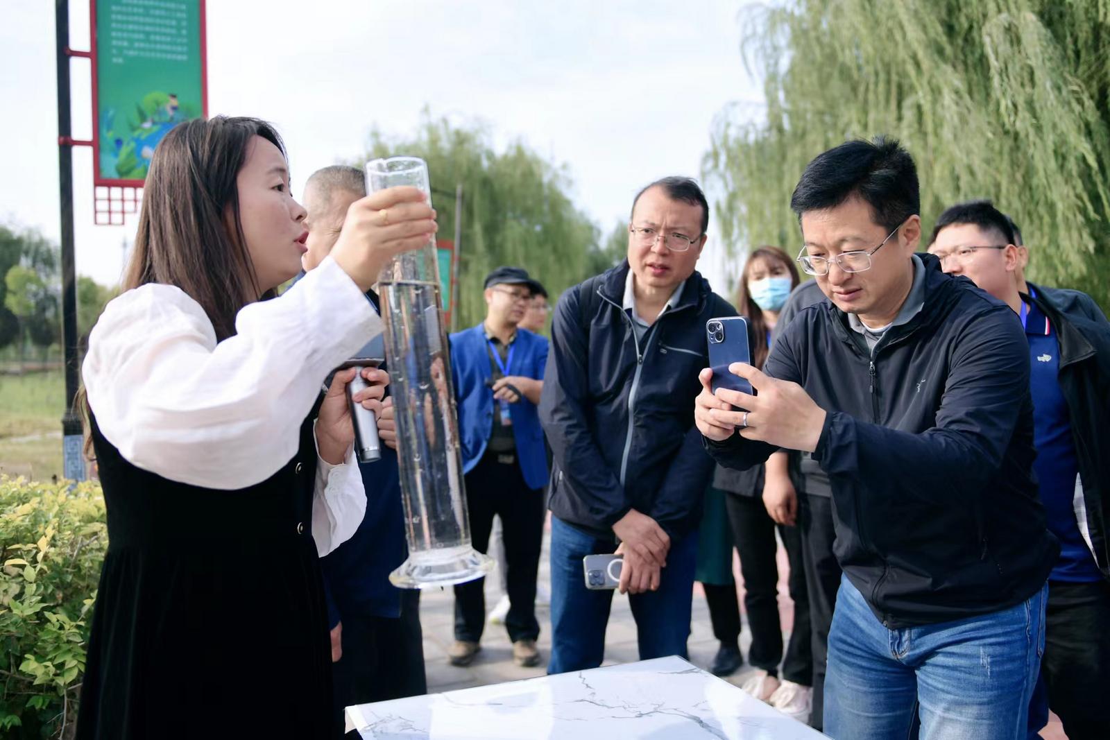 总编辑宁夏行丨宁夏吴忠：筑牢生态屏障 保卫黄河安澜