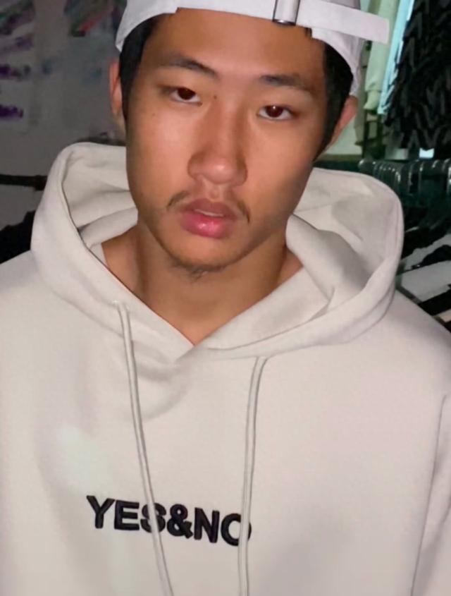 山东男孩于文亮十天涨粉百万 网友:松弛感治愈了我的“平凡羞耻症”3