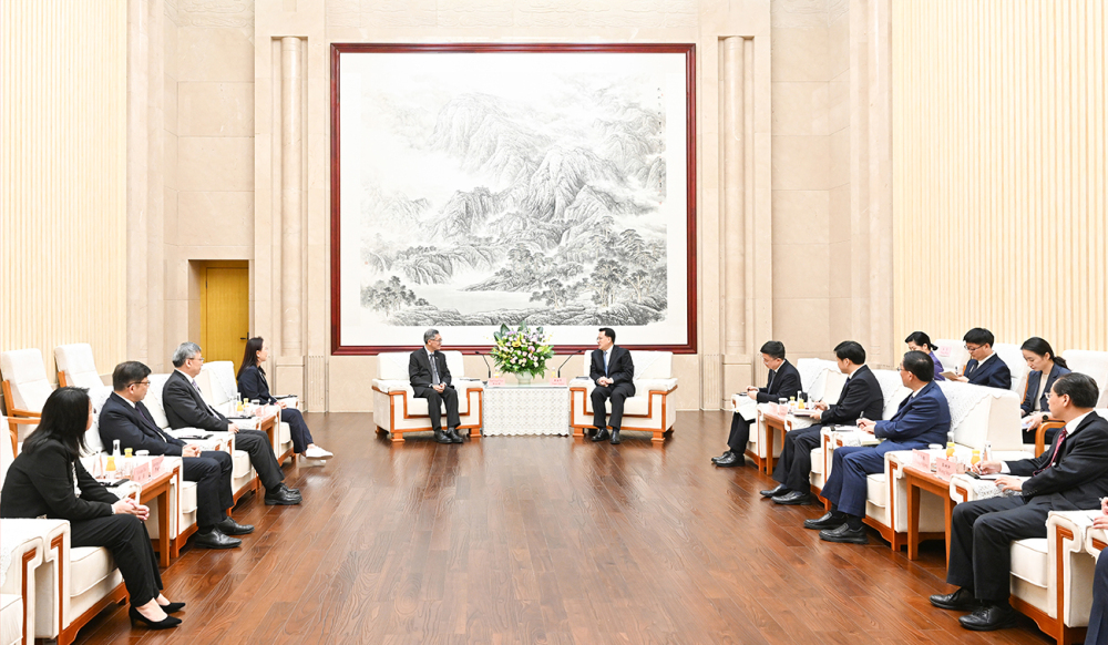 袁家军会见新加坡国立大学校长陈永财一行2