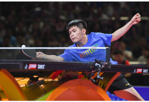 乒乓球——全国锦标赛：林诗栋男单夺冠