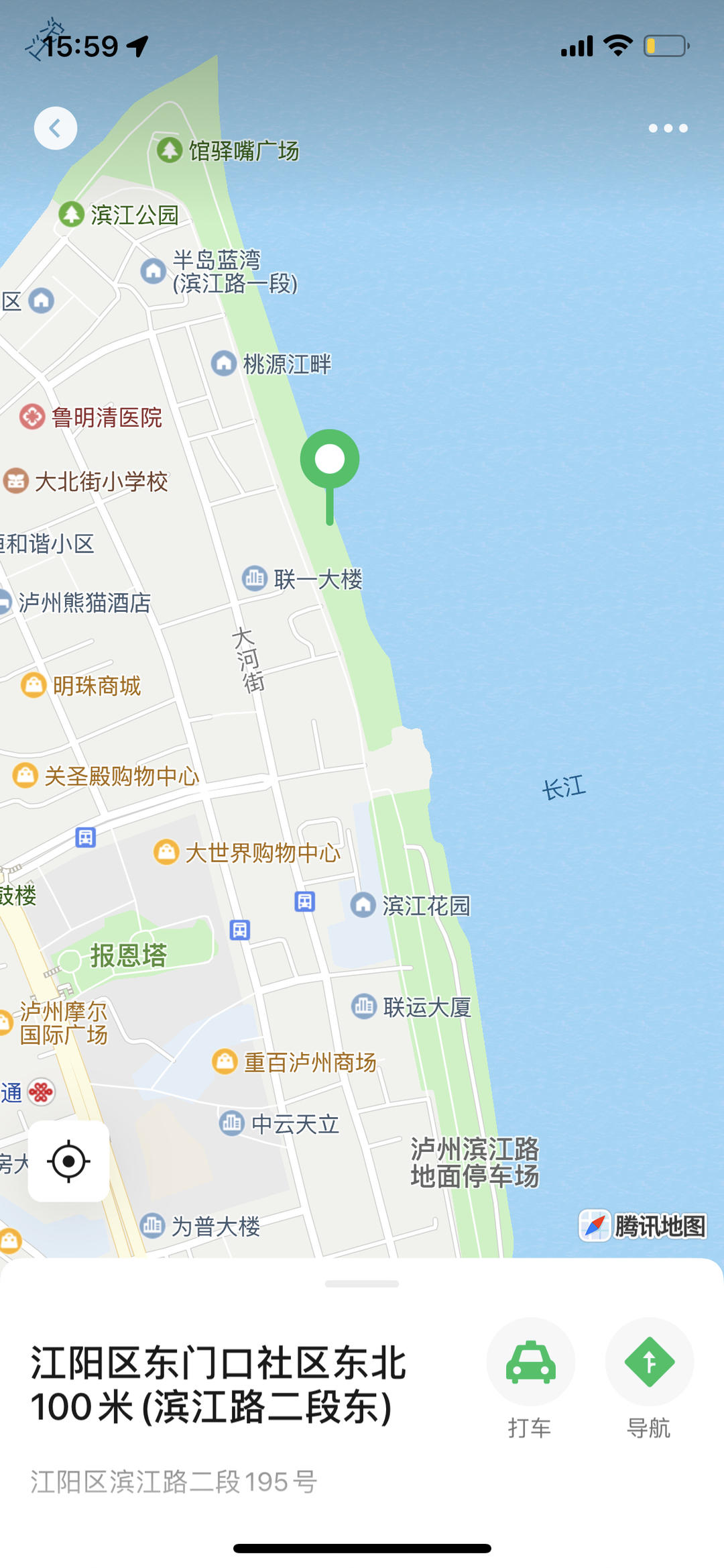 四川泸州坠江宝马车打捞上岸：死者为60岁左右女性，位于驾驶室3