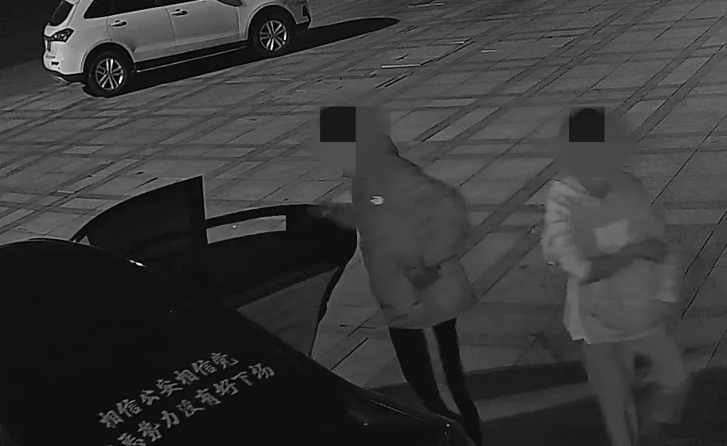 男子开着“相信公安”的车偷五粮液 菏泽警方：如你所愿3