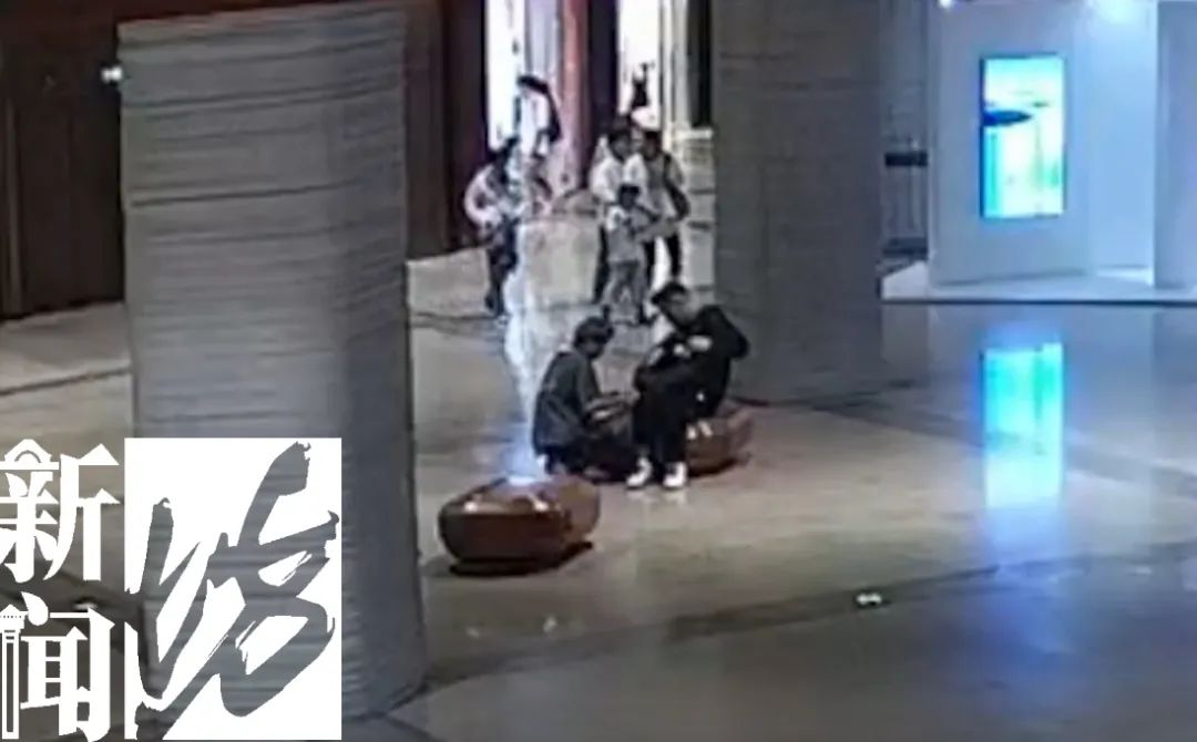 上海男子13万元出售二手劳力士“绿水鬼”手表，当面交易时被“调包”3