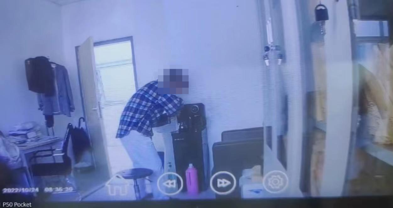 女医生被同事“投毒”，检测无法证明身体损伤与此有关 投药人被行拘15天2
