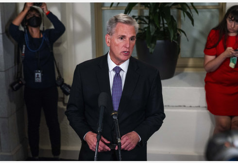 发！美国史上首次，政坛三号人物被“自己人”赶下台，因为一个人…1