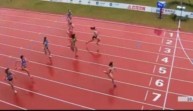 浙江14岁天才少女跑“赢”亚运冠军，被喊话“国家队等你！”1