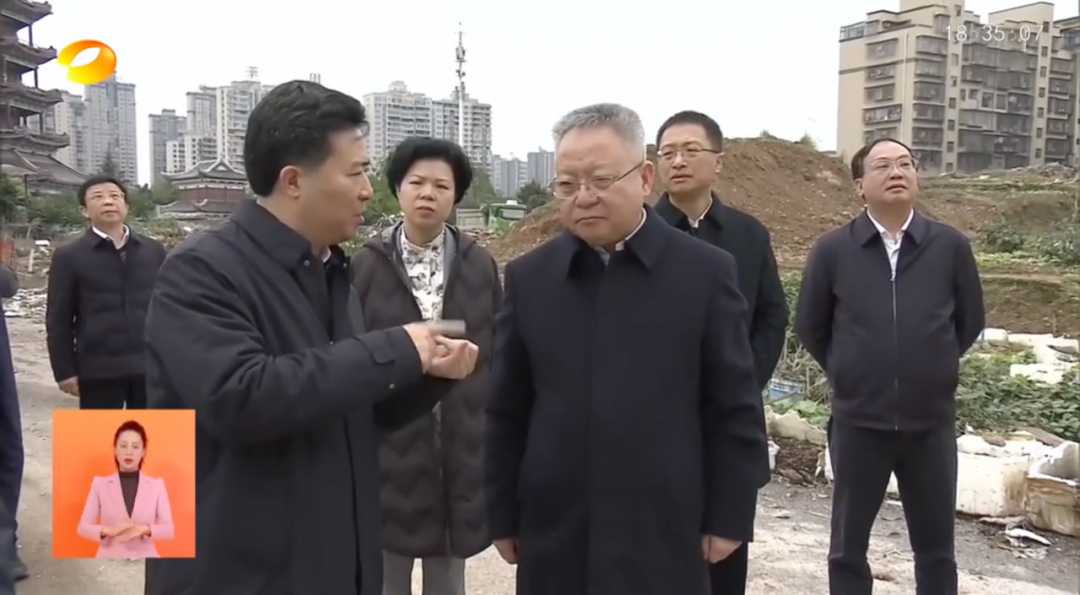 省委书记暗访烂尾楼！已烂尾10多年，曾号称“豪宅中的劳斯莱斯”2