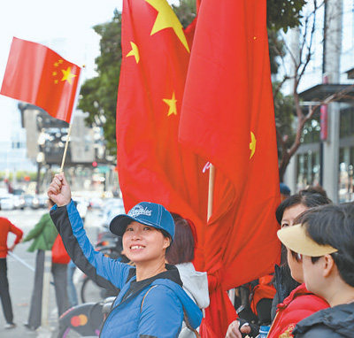 习近平主席在美国友好团体联合欢迎宴会上的重要演讲引发美国友人热烈反响——拉紧人民的纽带 增进人心的沟通1