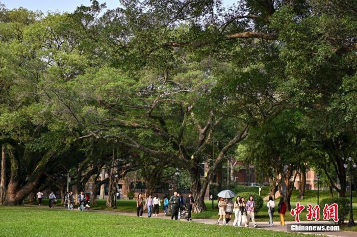 大学生助学金争议背后：谁才算贫困生？1