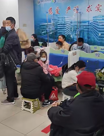 警惕！无疫苗无特效药，这类人感染住院因为这种病毒！3