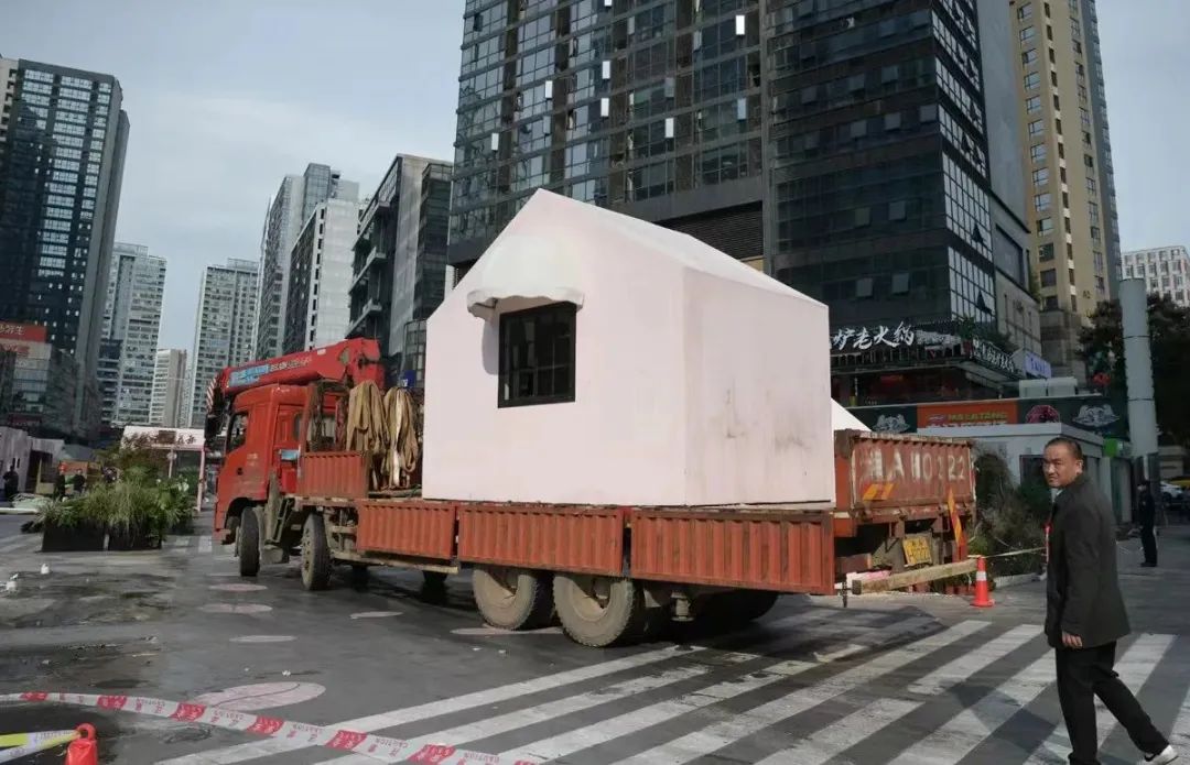 长沙知名夜市多个摊位被拆除！商户：投入几十万还没开门就停业1