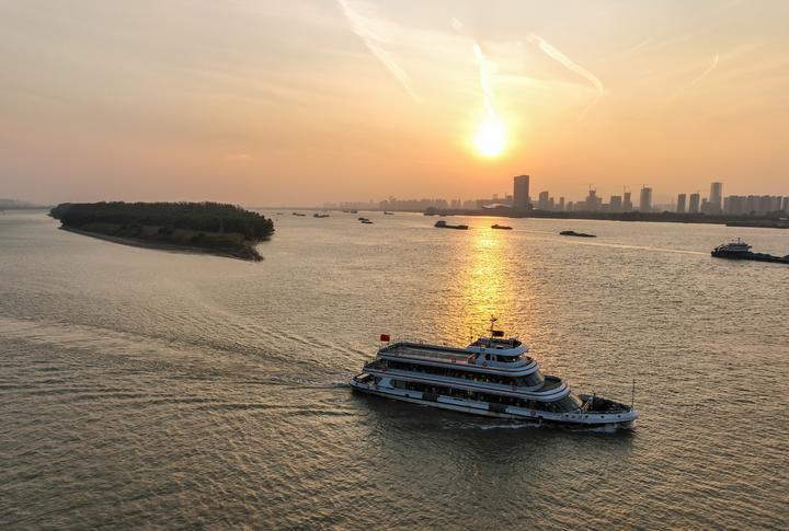 大江奔流歌未央——江苏积极探索建设中华民族现代文明12