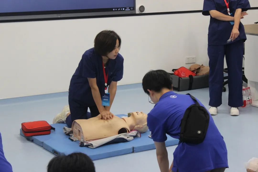 浙大男生为救窒息小孩旷课被点名7