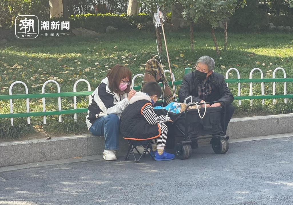 越来越多娃中招！呼吸道疾病高发，露营车、晾衣杆成“输液神器”5