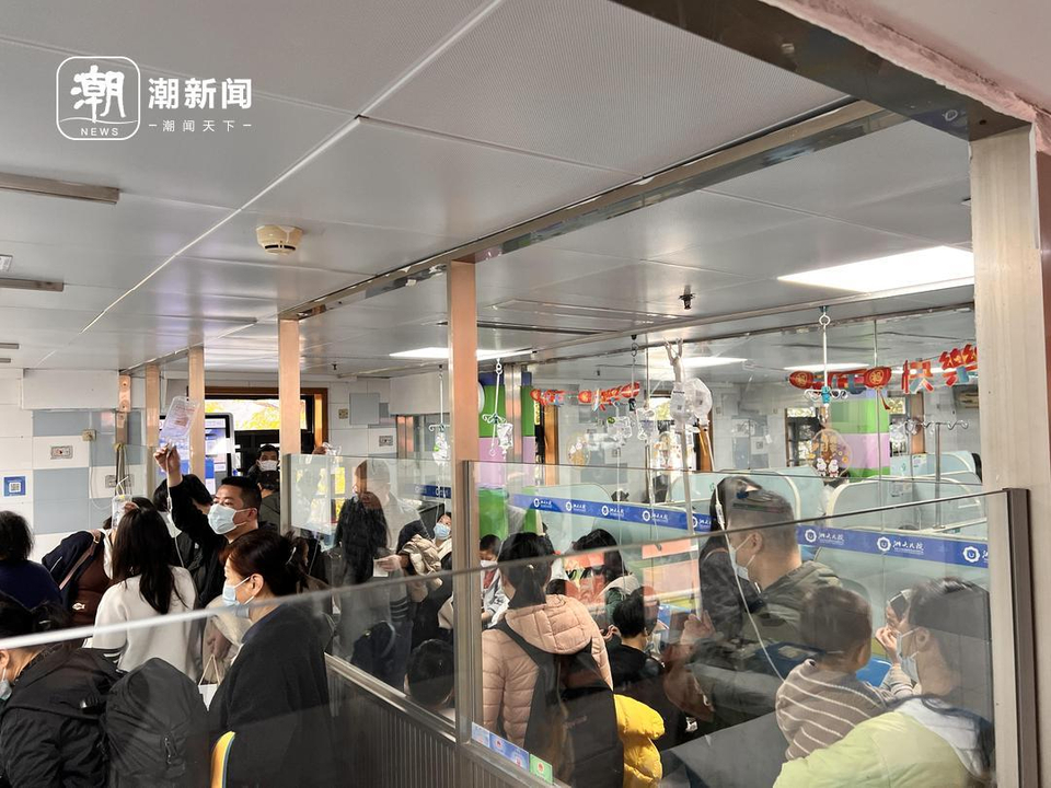 越来越多娃中招！呼吸道疾病高发，露营车、晾衣杆成“输液神器”4