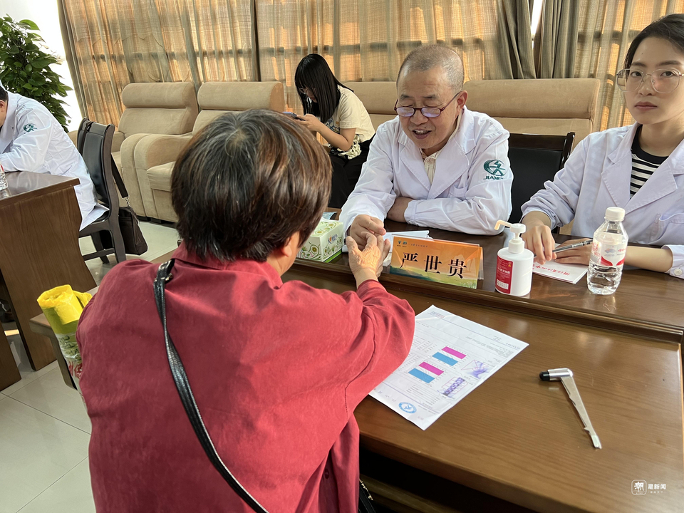 浙江一中学校长办公室变“肠胃外科”，背后是一个坚持了六年的约定2
