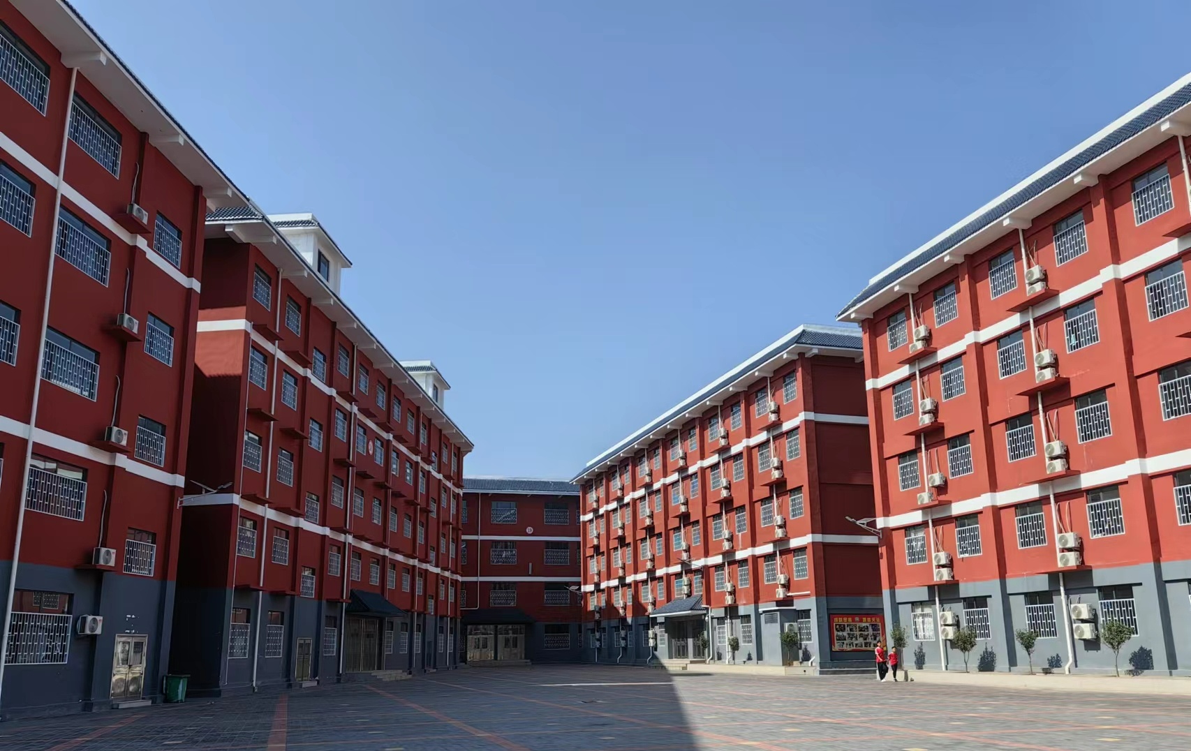 记者调查：河南一武校在国家级文保控制区进行超高违建2