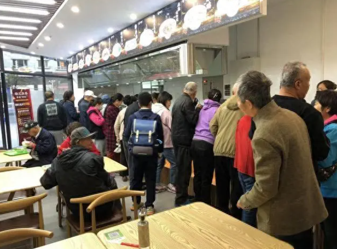 曾爆火沈阳的社区食堂开业两月就停业整顿 官方：正核对情况2