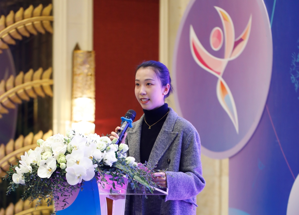 13.签约代表发言
