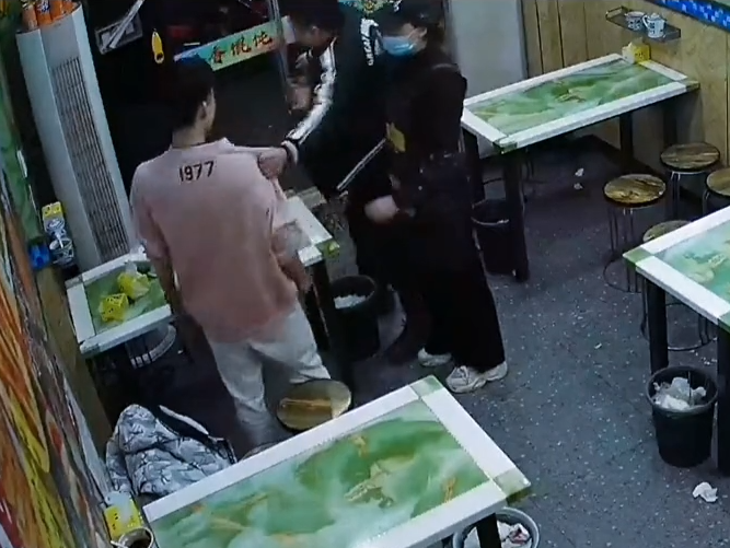 常州千里香馄饨老板打人后续：品牌方称涉事餐馆未经授权冒用商标1