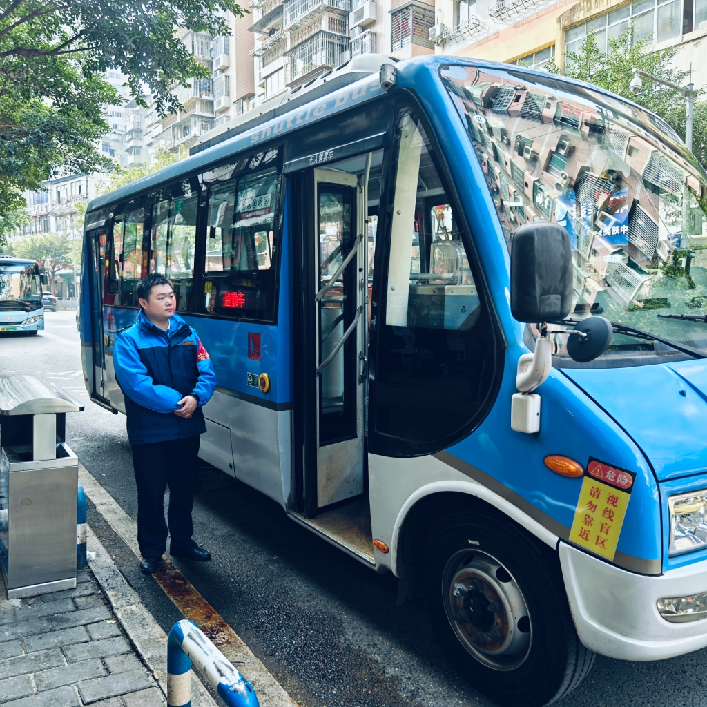 新开通的定制公交线。重庆南部公交供图
