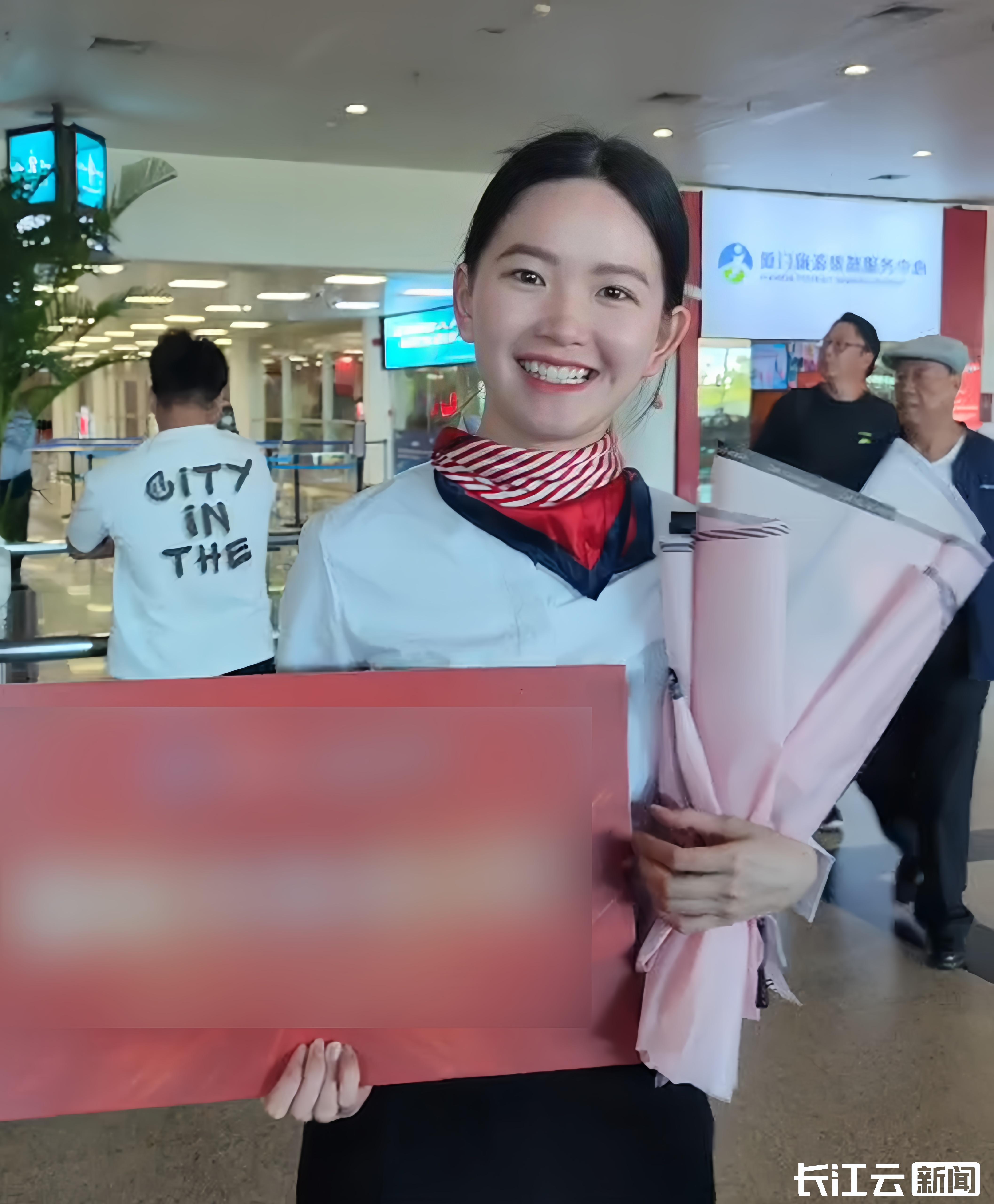 一个月打20份工还贷！00后女大学生成“兼职狂人”6