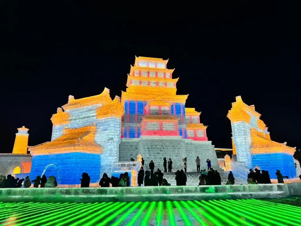 博主称要求退票遭网暴，景点回应：护犊子4