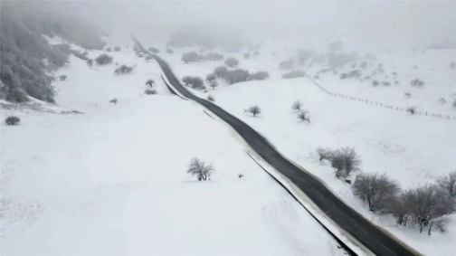 The snow scene in the Fairy Mountain (Photo provided by Wulong Karst)