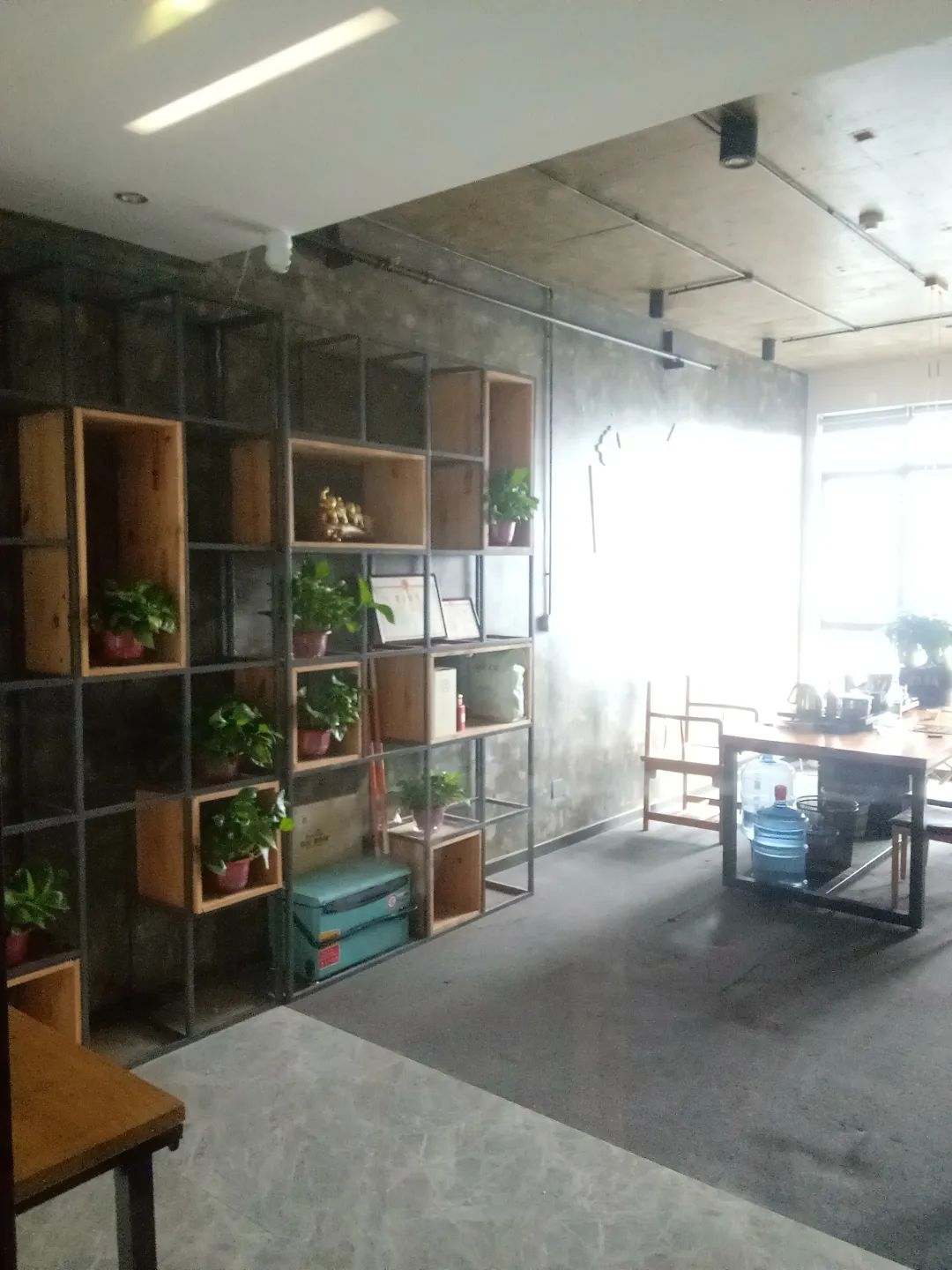 35天不用手机奖40万？长沙男子交9千元挑战半天被淘汰：揉眼睛超过3秒4