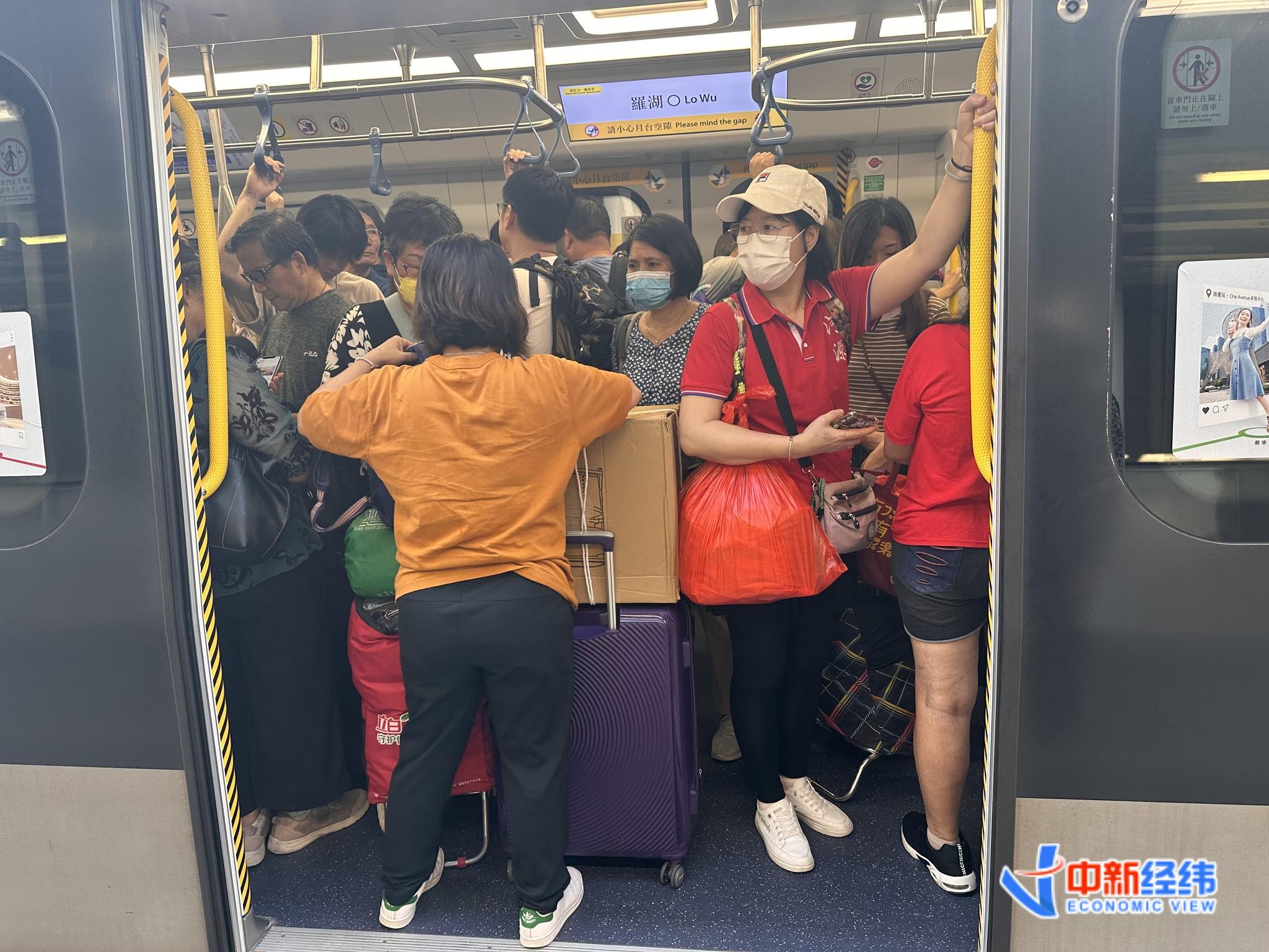 排队两小时起，挡不住香港人扎堆北上觅食1