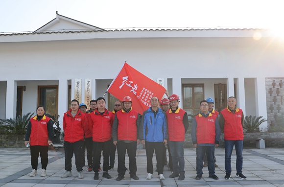 红岩共产党员服务队进乡村。忠县县委宣传部供图 华龙网发