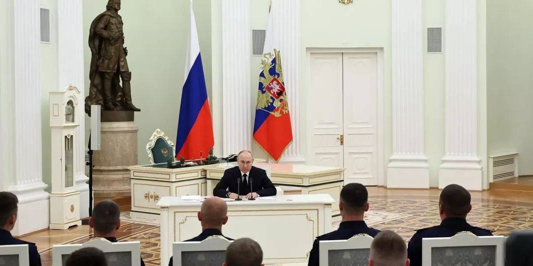 普京：一名获嘉奖军人没要钱要了辆坦克