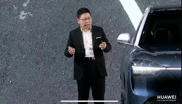 46.98万元起！华为正式发布问界M9，余承东：千万元内最好的SUV来了1