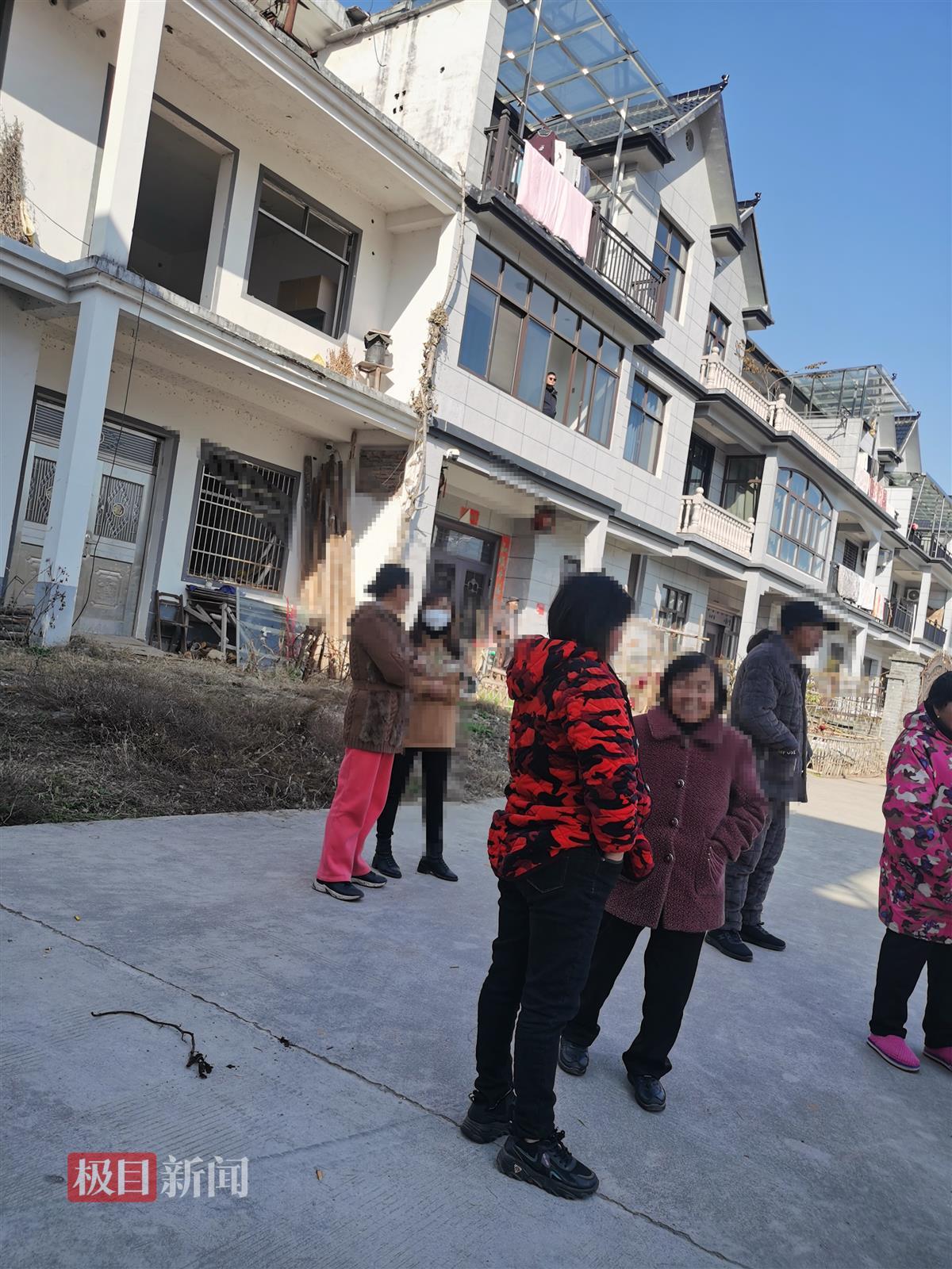 “结婚16年3娃不是亲生”案背后：陈志显曾写下遗书，法庭上女方要求分割房产2